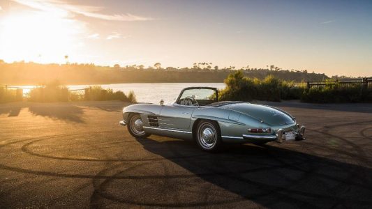 A subasta un Mercedes 300 SL Roadster de 1960 que podría superar el millón de euros