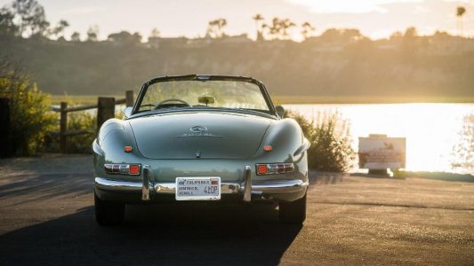 A subasta un Mercedes 300 SL Roadster de 1960 que podría superar el millón de euros