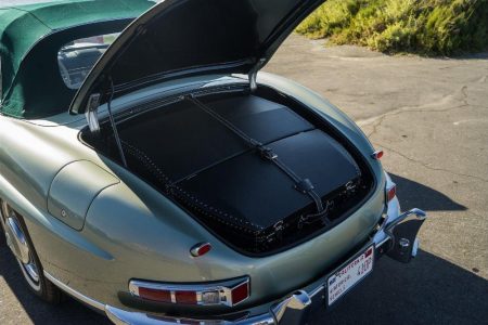 A subasta un Mercedes 300 SL Roadster de 1960 que podría superar el millón de euros