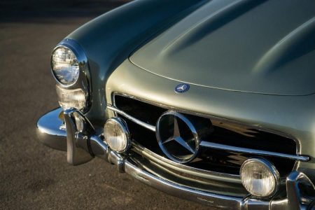 A subasta un Mercedes 300 SL Roadster de 1960 que podría superar el millón de euros