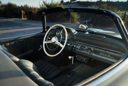A subasta un Mercedes 300 SL Roadster de 1960 que podría superar el millón de euros