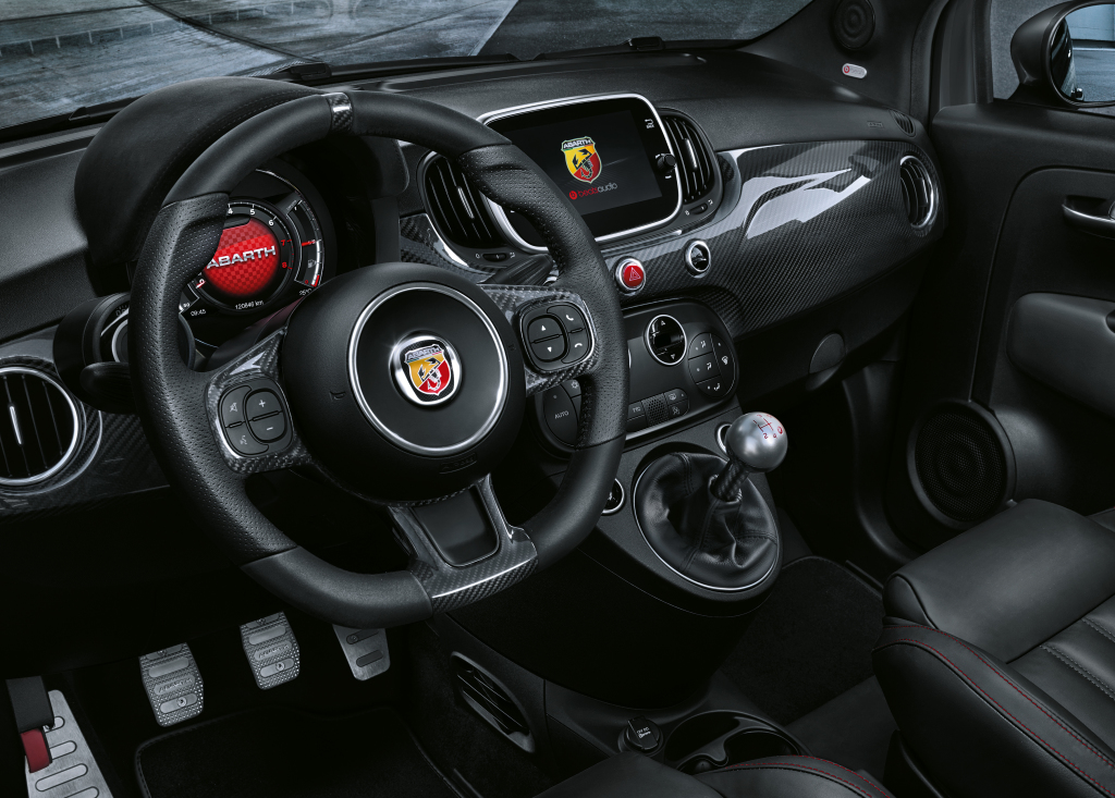 Abarth 695 XSR Yamaha: Llega a España esta edición limitada a 1.390 unidades