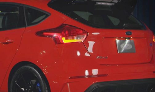 El Ford Focus RS llega a su fin, pero con mejoras mecánicas antes de hacerlo: Recibe un autoblocante mecánico