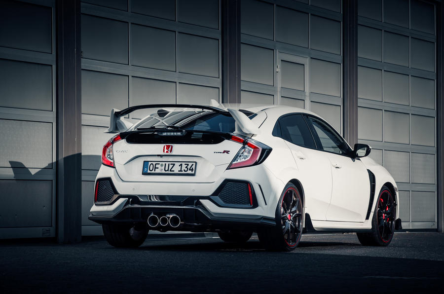 El Honda Civic Type R con el 2.0 VTEC Turbo de 320 CV ya admite reservas: Disponible a partir de 38.400 euros