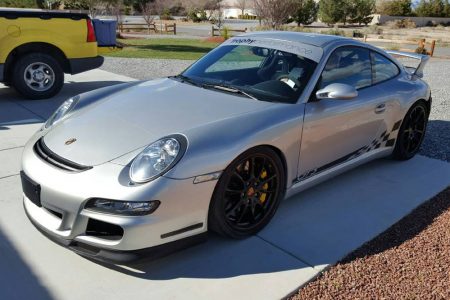 ¿Estarías dispuesto a comprar un Porsche 911 GT3 con un motor... V8 de 6.2 litros de Corvette? ¿herejía o genialidad?