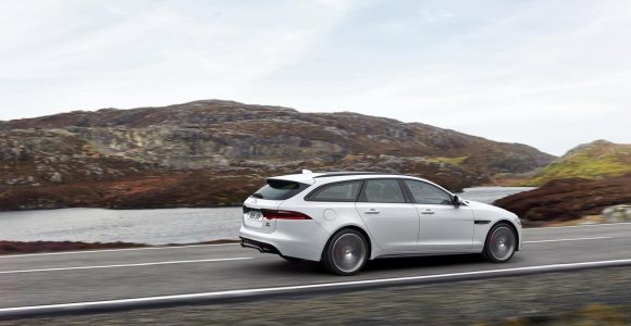 Oficial: Jaguar XF Sportbrake, llega el familiar inglés por excelencia