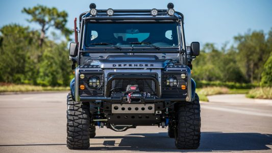 ¿Un Land Rover Defender con un motor V8 LS3 y que vale más de 250.000 euros? Así es Project Viper