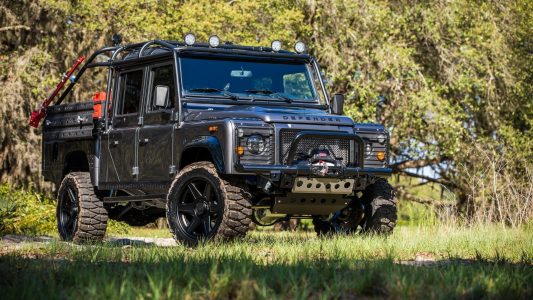 ¿Un Land Rover Defender con un motor V8 LS3 y que vale más de 250.000 euros? Así es Project Viper