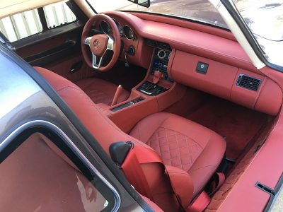 ¿Una réplica del Mercedes 300 SL "alas de gaviota" basado en el SLK? Existe y está a la venta