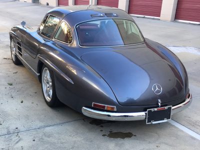 ¿Una réplica del Mercedes 300 SL "alas de gaviota" basado en el SLK? Existe y está a la venta