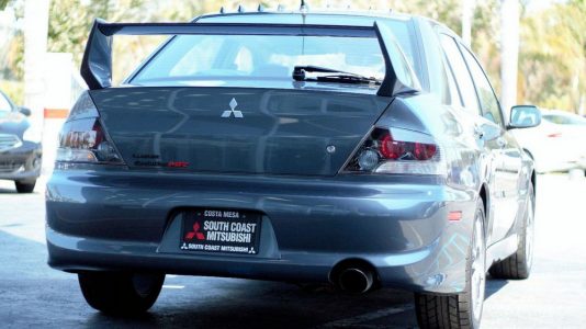 ¿Cuánto estarías dispuesto a pagar por un Mitsubishi Lancer Evo IX MR nuevo? Aquí tienes uno a la venta...