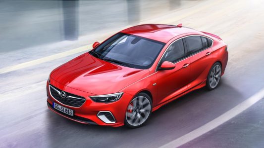 El nuevo Opel Insignia GSI luce así con 260 CV: ¡Larga vida a los GSI!