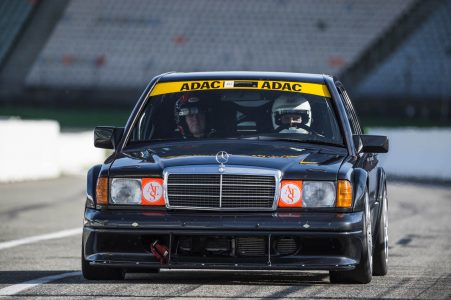 No importa que sólo se fabricasen 502 unidades: Mercedes vuelve a fabricar un 190 E 2.5-16 Evo II