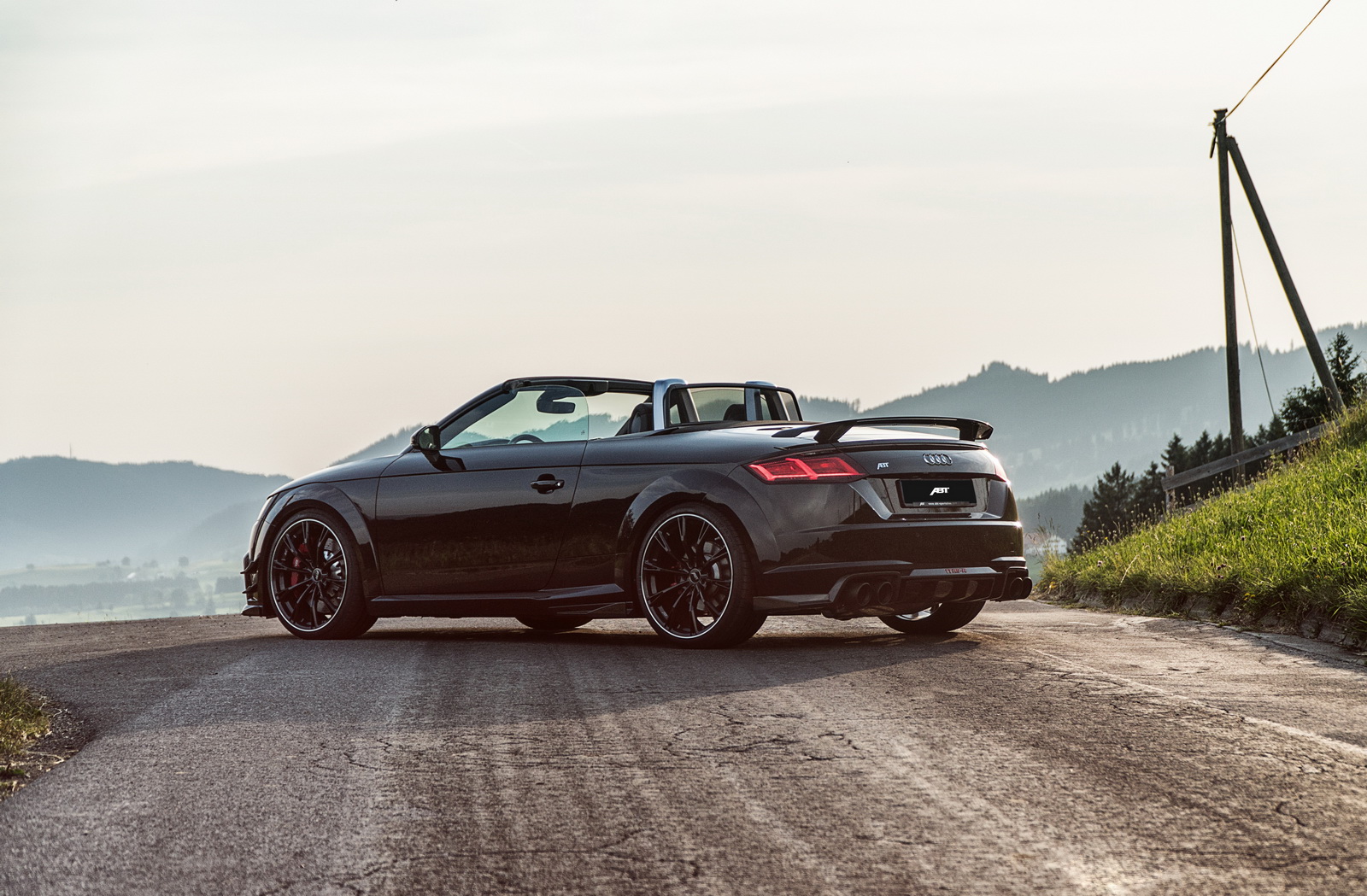 ¡Para los que no quieren techo! ABT presenta el Audi TT RS-R Roadster con 500 CV