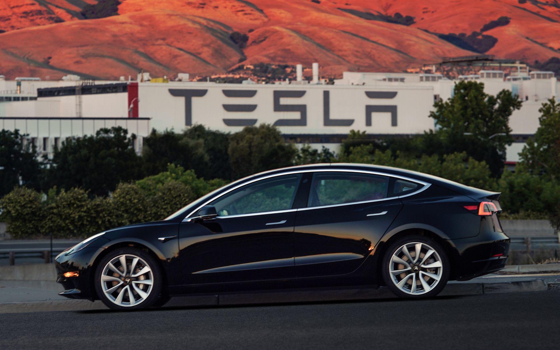 El Tesla Model 3 va más allá: ¿pondrá en peligro el mercado alemán?