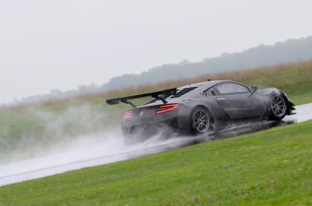 Ya puedes hacerte con el Honda NSX GT3 de competición, pero... ¿tienes los 465.000 euros que cuesta?