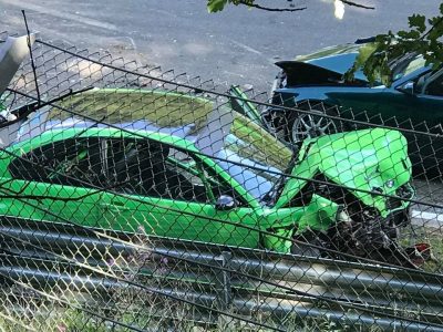 Este accidente grave en Nürburgring ha tenido 10 vehículos implicados, varios heridos... y algunos de ellos españoles