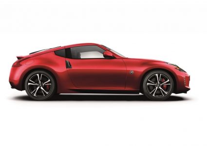 Nissan 370Z 2018: El coupé nipón se resiste a languidecer