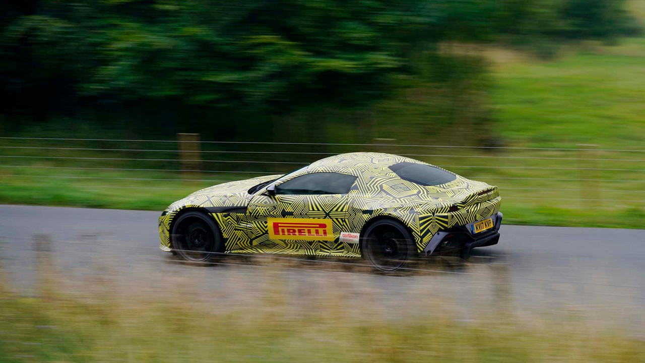 Oficial: primer vistazo al nuevo Aston Martin V8 Vantage