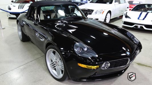 ¿Quieres un rarísimo BMW Z8 Alpina? Ahora puedes hacerte con uno, date prisa antes de que sigan subiendo más de precio...