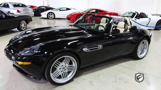 ¿Quieres un rarísimo BMW Z8 Alpina? Ahora puedes hacerte con uno, date prisa antes de que sigan subiendo más de precio...