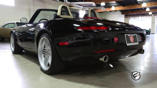 ¿Quieres un rarísimo BMW Z8 Alpina? Ahora puedes hacerte con uno, date prisa antes de que sigan subiendo más de precio...