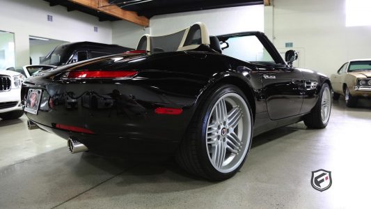 ¿Quieres un rarísimo BMW Z8 Alpina? Ahora puedes hacerte con uno, date prisa antes de que sigan subiendo más de precio...