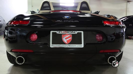 ¿Quieres un rarísimo BMW Z8 Alpina? Ahora puedes hacerte con uno, date prisa antes de que sigan subiendo más de precio...