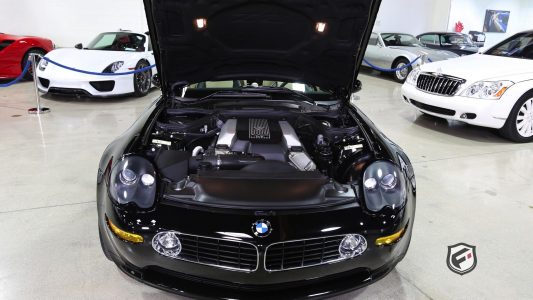 ¿Quieres un rarísimo BMW Z8 Alpina? Ahora puedes hacerte con uno, date prisa antes de que sigan subiendo más de precio...