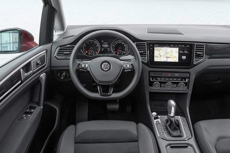 Volkswagen Golf Sportsvan 2018: El monovolumen se vuelve más tecnológico y estrena nueva imagen