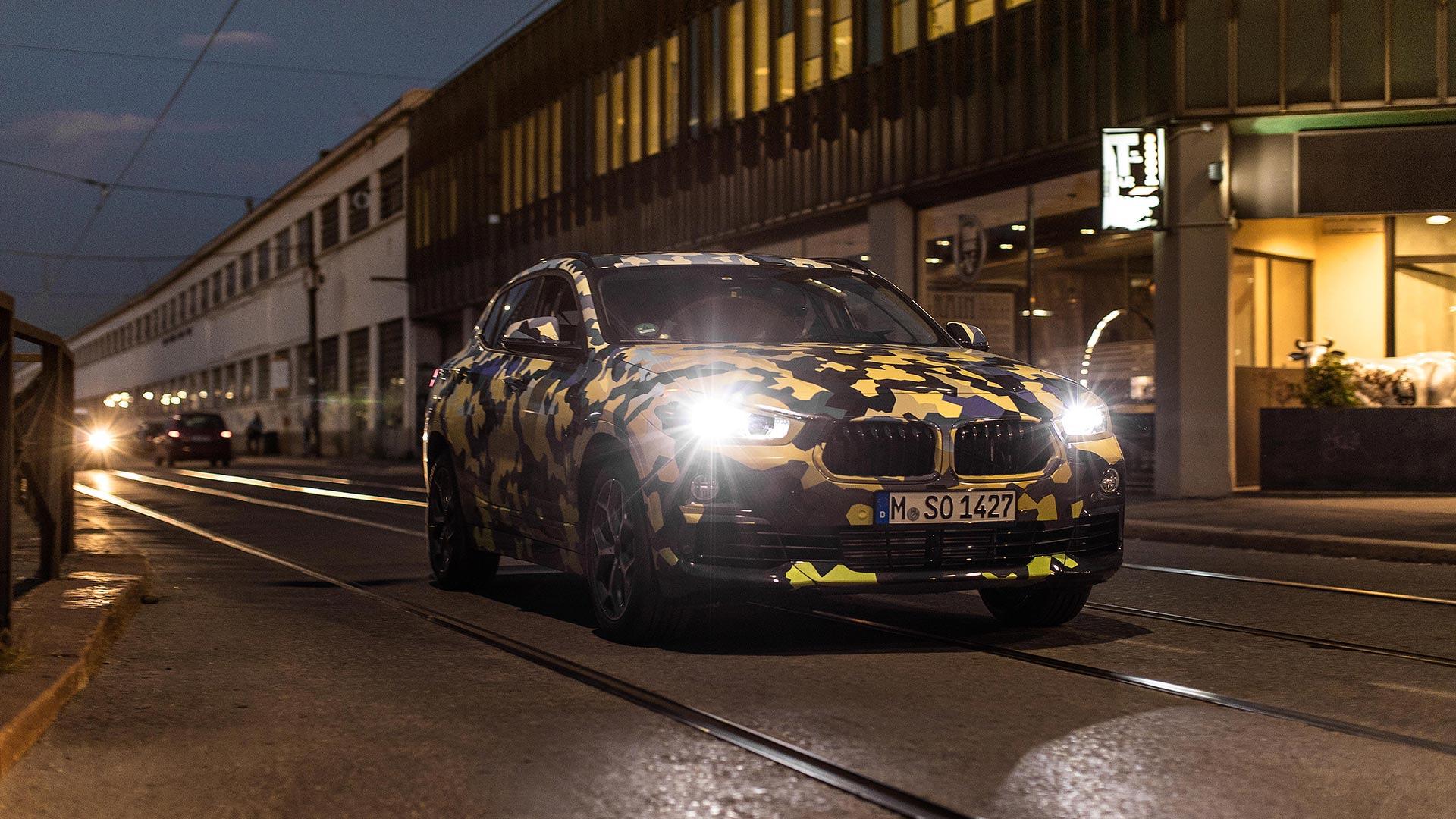 El BMW X2 vuelve a salir a la calle... y no pasa desapercibido