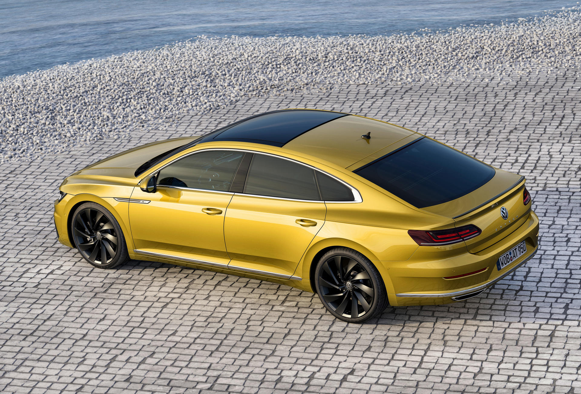 Llega el Volkswagen Arteon 2.0 TSI de 190 CV: Una opción intermedia en el catálogo a gasolina