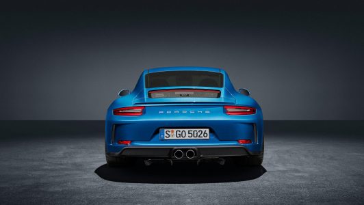 Porsche 911 GT3 Touring Package: El GT3 en el que puedes ir trajeado sin dar la nota