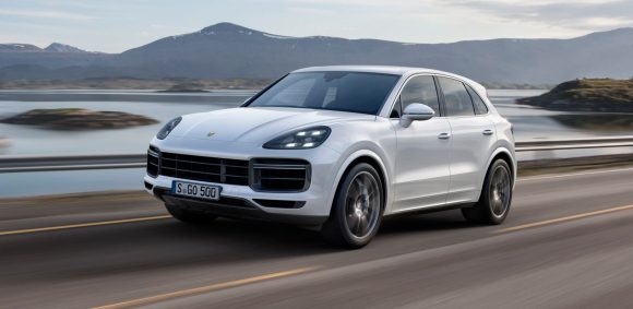 Porsche Cayenne Turbo 2018: 30 CV y 20 Nm más de par para el SUV de altos vuelos