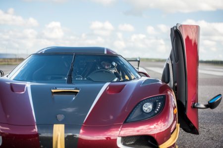 ¡Conseguido! El Koenigsegg Agera RS derrota al Chiron, necesitando 36,44 segundos para el 0-400-0 km/h