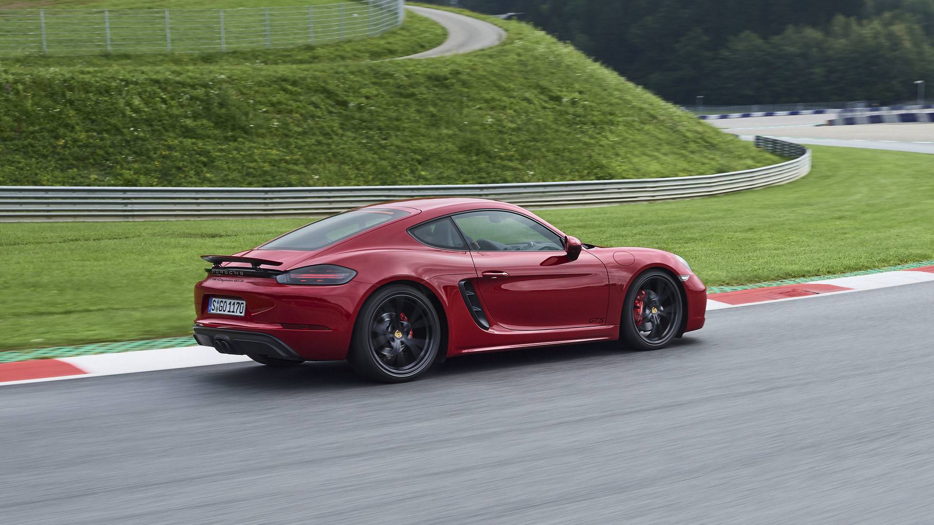 Oficial: nuevos Porsche 718 Cayman y Boxster GTS