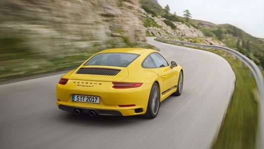 Oficial: Porsche 911 Carrera T, purista, potente y "asequible"