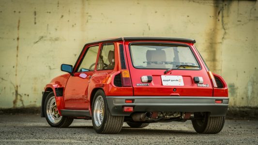 ¿Quieres un espectacular Renault R5 Turbo 2 Evolution de 1985 en estado de museo? Es tu oportunidad