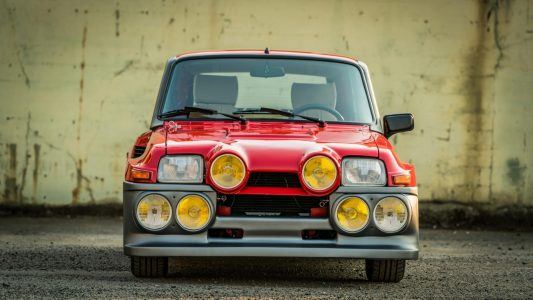 ¿Quieres un espectacular Renault R5 Turbo 2 Evolution de 1985 en estado de museo? Es tu oportunidad