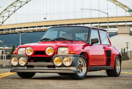 ¿Quieres un espectacular Renault R5 Turbo 2 Evolution de 1985 en estado de museo? Es tu oportunidad