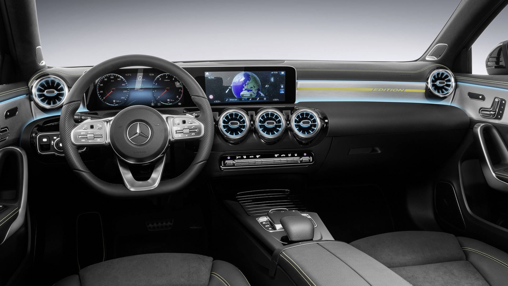 Oficial: así es el interior del nuevo Mercedes Clase A