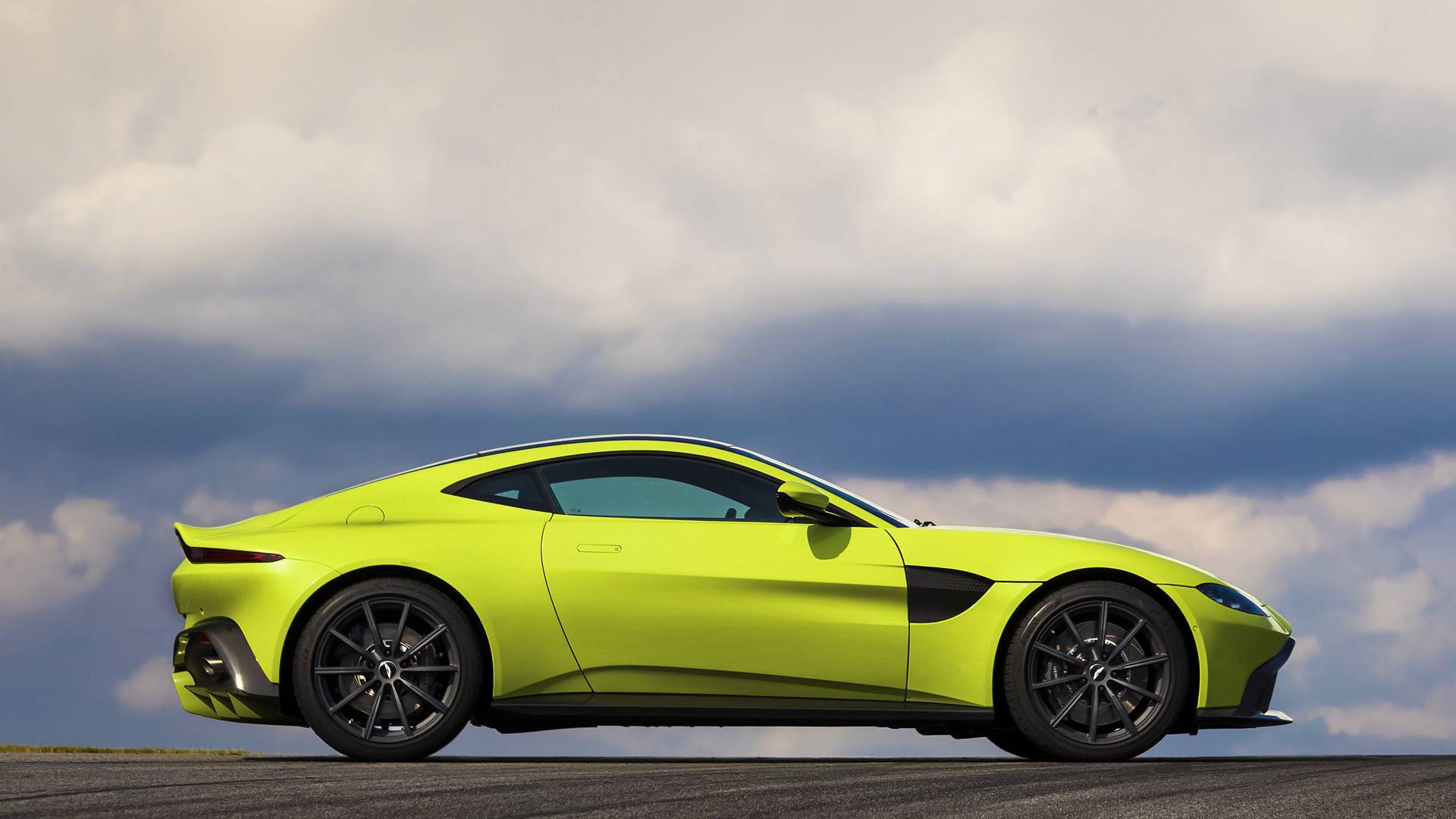 Oficial: Aston Martin Vantage: 510 caballos de pura adrenalina