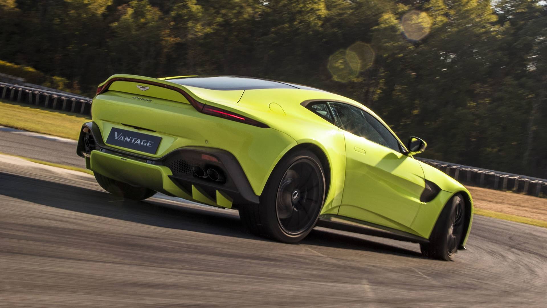 Oficial: Aston Martin Vantage: 510 caballos de pura adrenalina