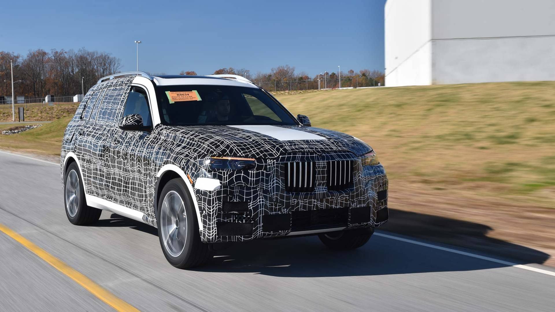 Oficial: el BMW X7 debutará en octubre