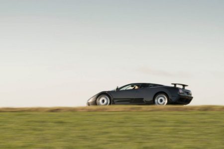 Otro Bugatti EB110 GT de 1993 sale a subasta: Tan sólo cuenta con 4.545 kilómetros