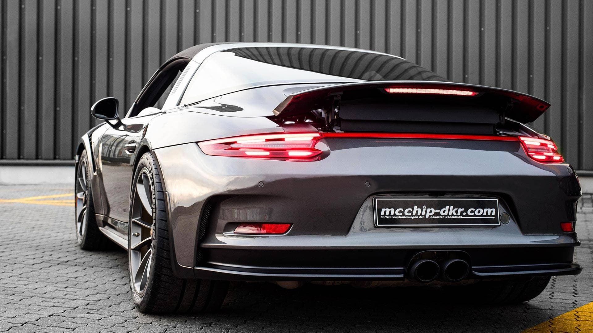 El Porsche 911 GT3 RS Targa no existe, pero McChip DKR lo hace posible