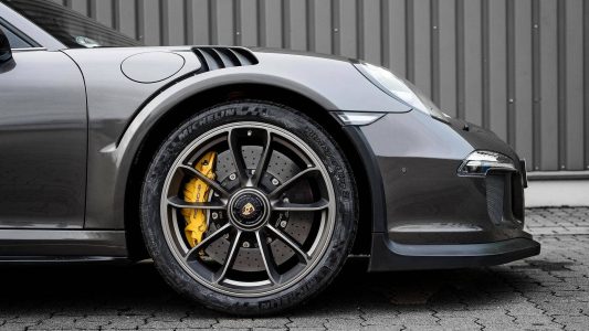 El Porsche 911 GT3 RS Targa no existe, pero McChip DKR lo hace posible