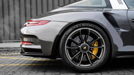 El Porsche 911 GT3 RS Targa no existe, pero McChip DKR lo hace posible