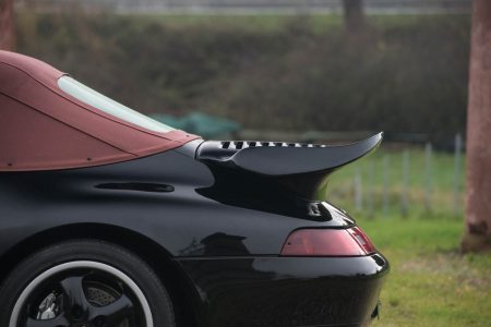 ¿Quieres hacerte con uno de los 14 Porsche 993 Turbo Cabrio? Ahora puedes, aunque no es nada barato