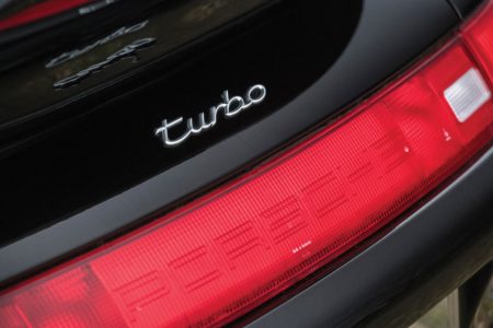 ¿Quieres hacerte con uno de los 14 Porsche 993 Turbo Cabrio? Ahora puedes, aunque no es nada barato